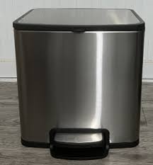 Thùng rác inox vuông đạp chân 50 lít  4 503